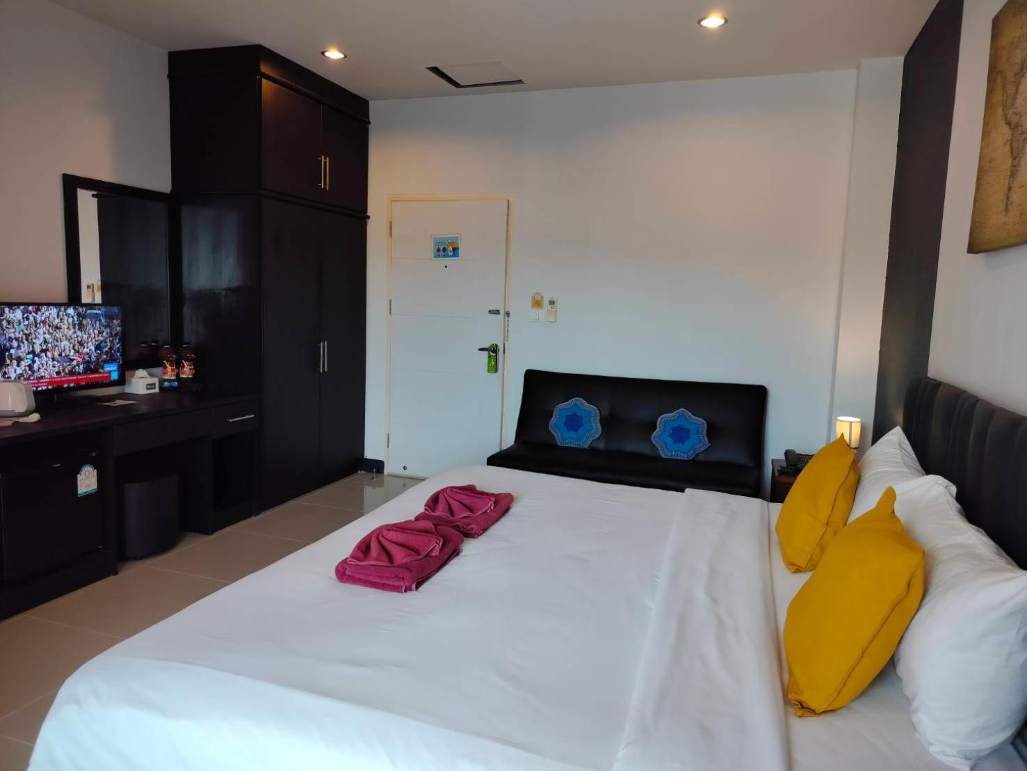May House Karon Beach Ban Karon 외부 사진